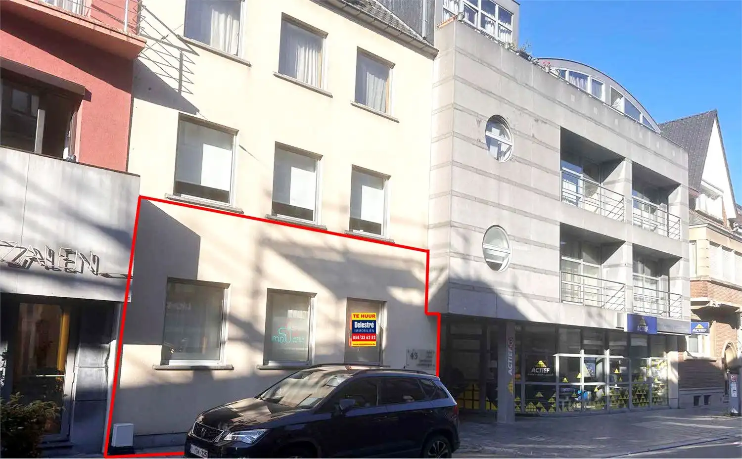 KANTOOR INCLUSIEF 4 PARKEERPLAATSEN foto {{pictureIndex}}