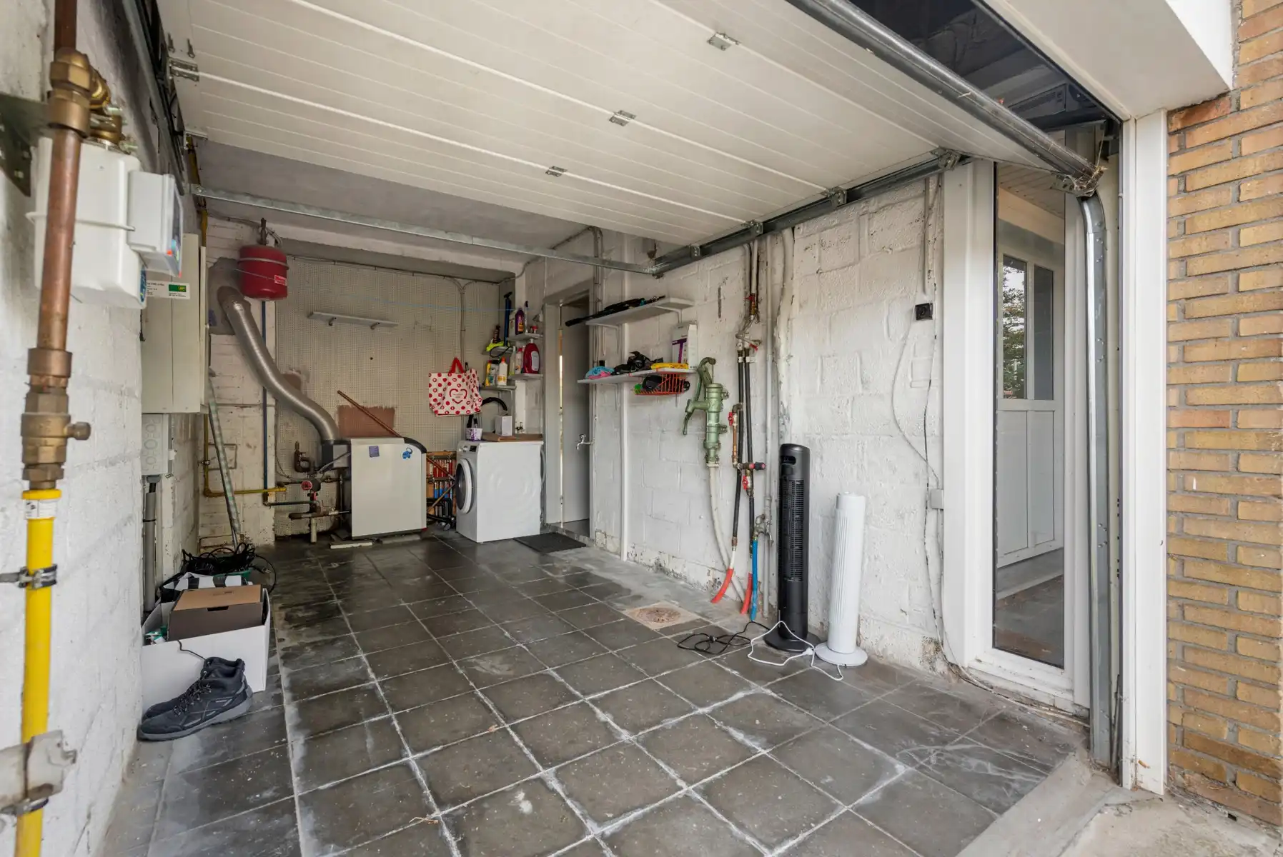 Gezinswoning met 3 slaapkamers en garage in Sint-Michiels foto 29