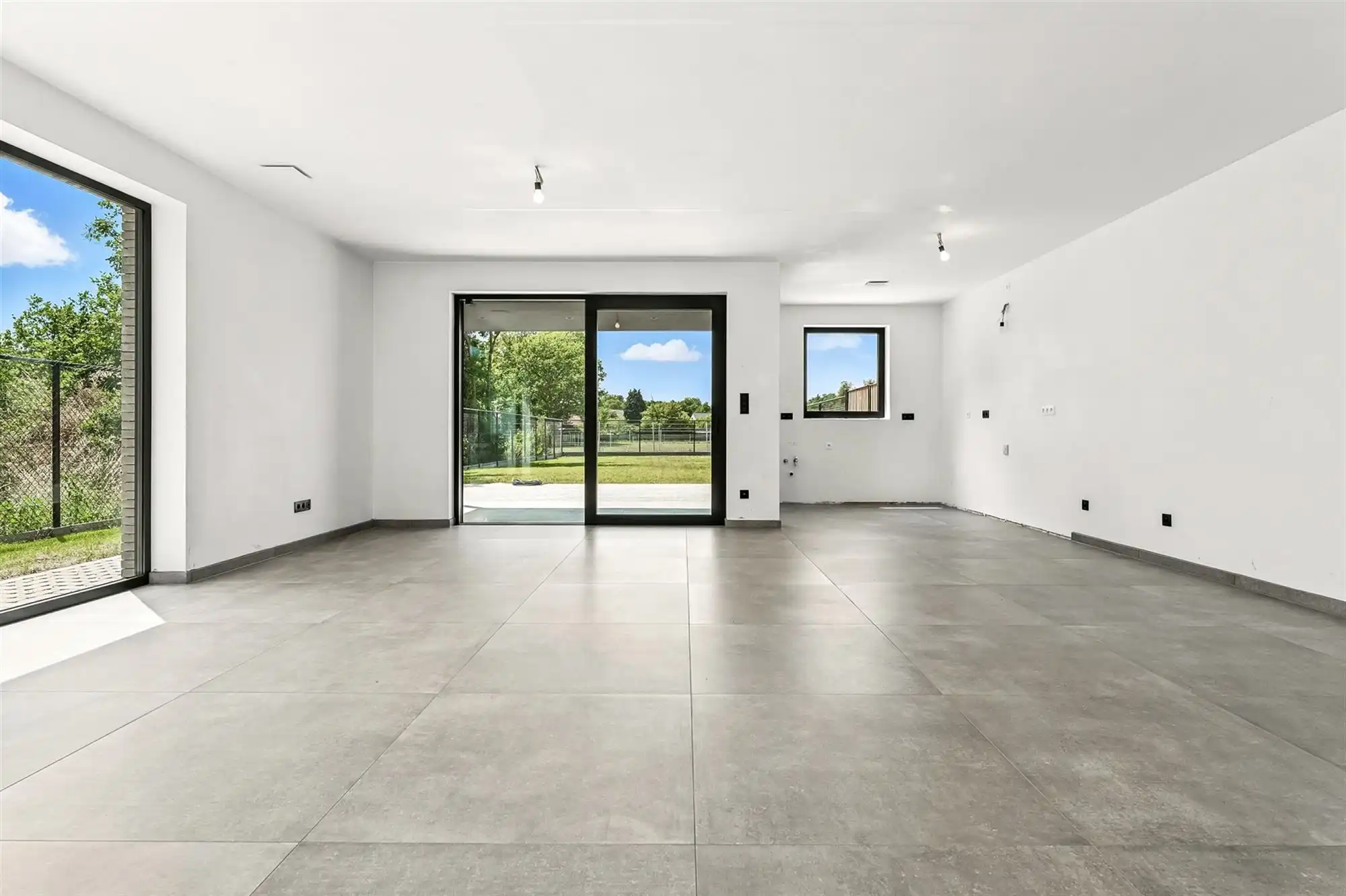 NIEUWBOUWWONING OP UITERST RUSTIGE DOCH CENTRAAL GELEGEN PERCEEL VAN CIRCA 500M² TE BEVERLO foto 5