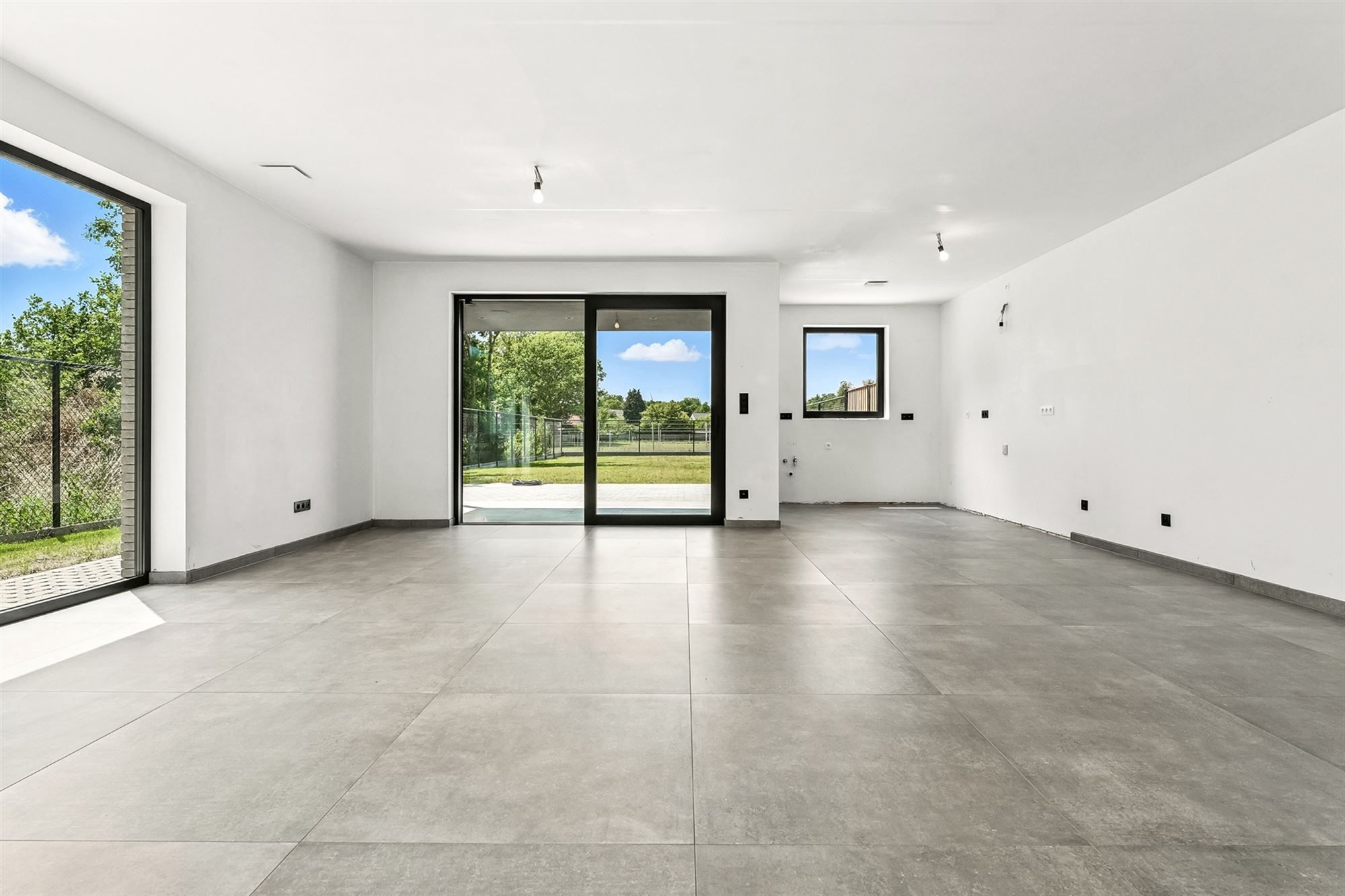 NIEUWBOUWWONING OP UITERST RUSTIGE DOCH CENTRAAL GELEGEN PERCEEL VAN CIRCA 500M² TE BEVERLO foto 5