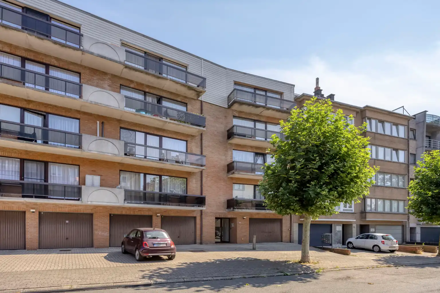 1-slaapkamerappartement met terras en overdekte staanplaats foto 15