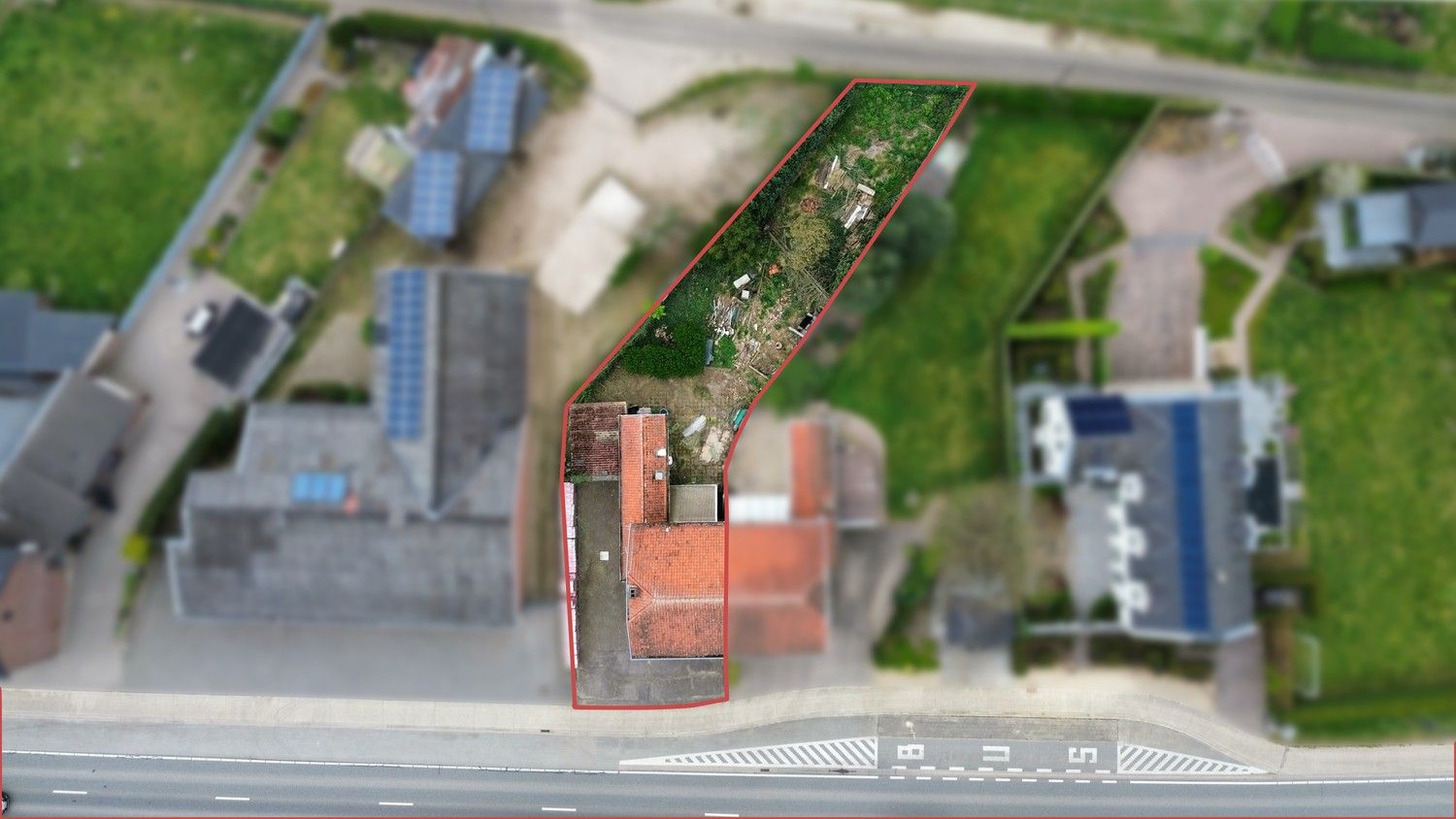 Te renoveren woning met potentieel foto 2