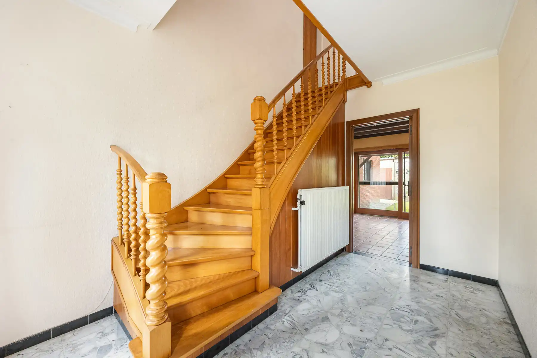 Ruime woning op 1295m²  foto 3