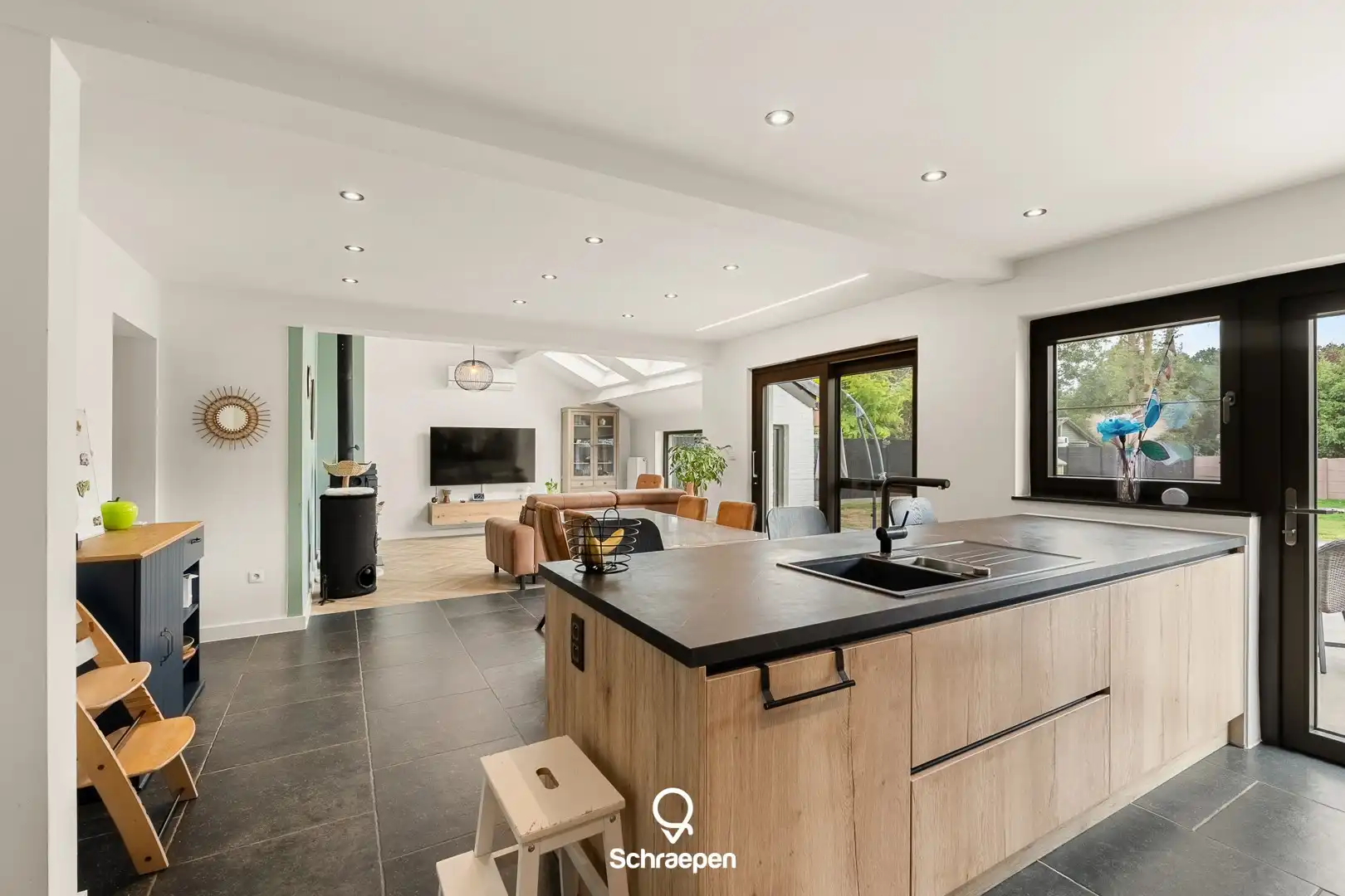 Instapklare én energiezuinige woning (222 m²) op zuidelijk perceel van 8,88 are te Zonhoven! foto 6