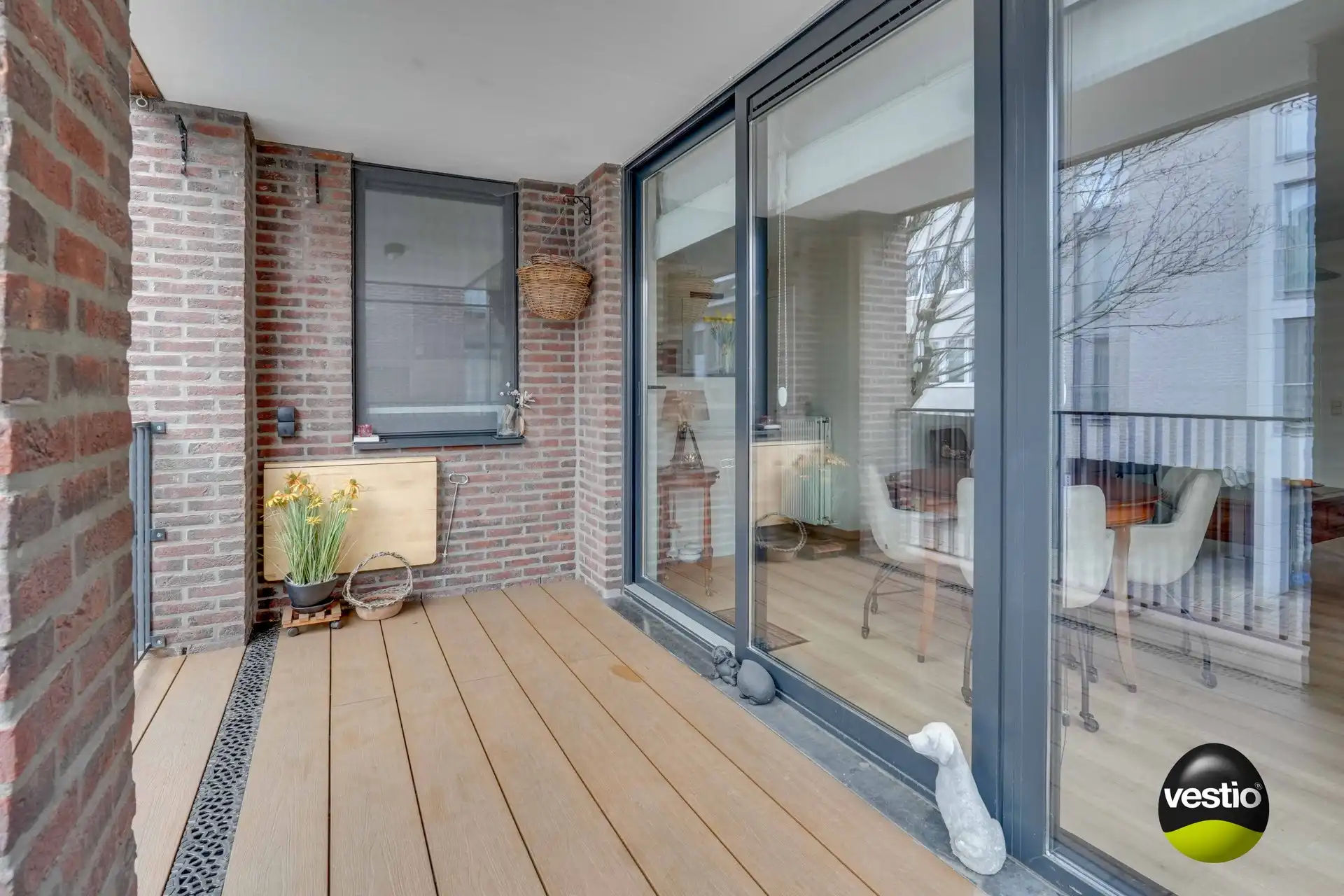 RUIM, MODERN APPARTEMENT 120 M² MET 3 SLAAPKAMERS foto 10