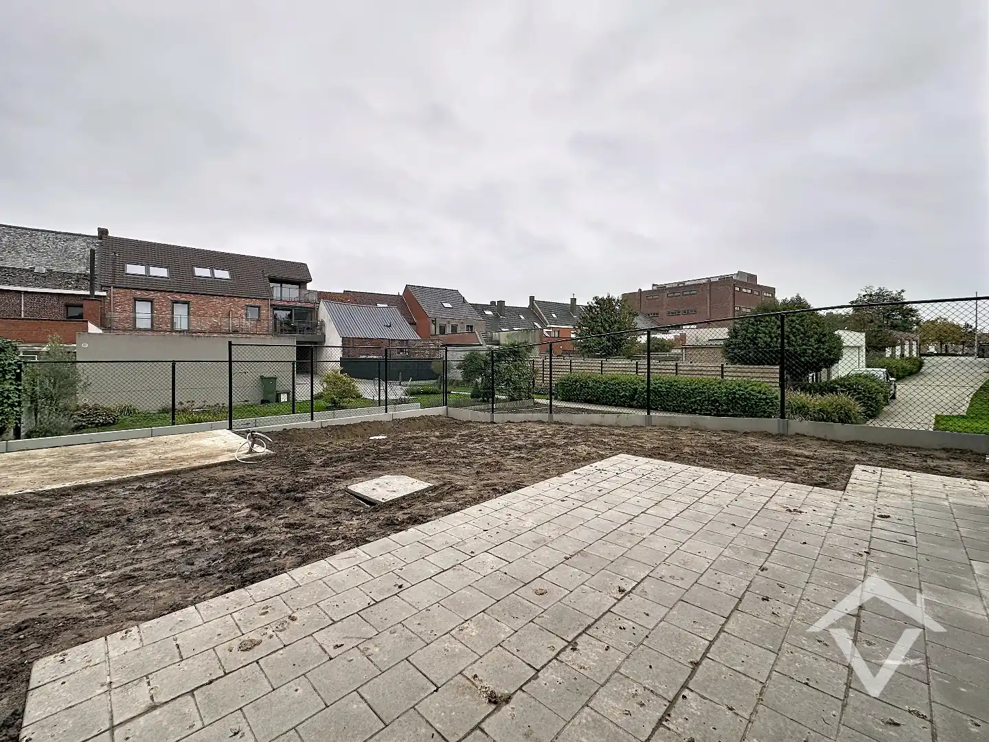 Woning met 3 slaapkamers en carport te Proven  foto 16