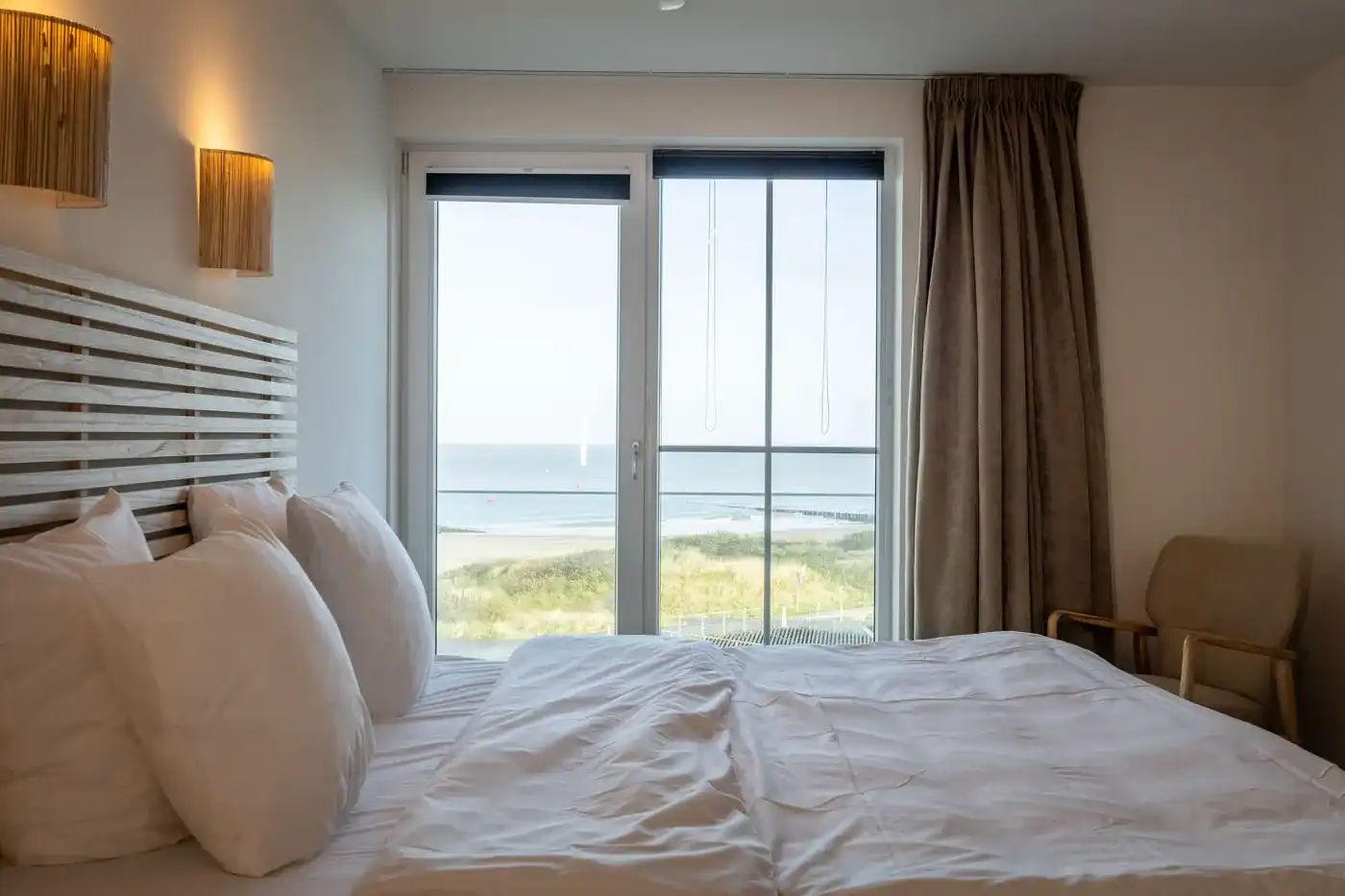 Stijlvol appartement met open uitzicht op de jachthaven van Cadzand en de zee foto 6