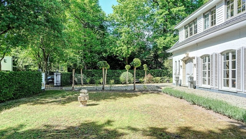 Stijlvolle villa van 300m² met 4 slaapkamers op 12a70ca foto 31