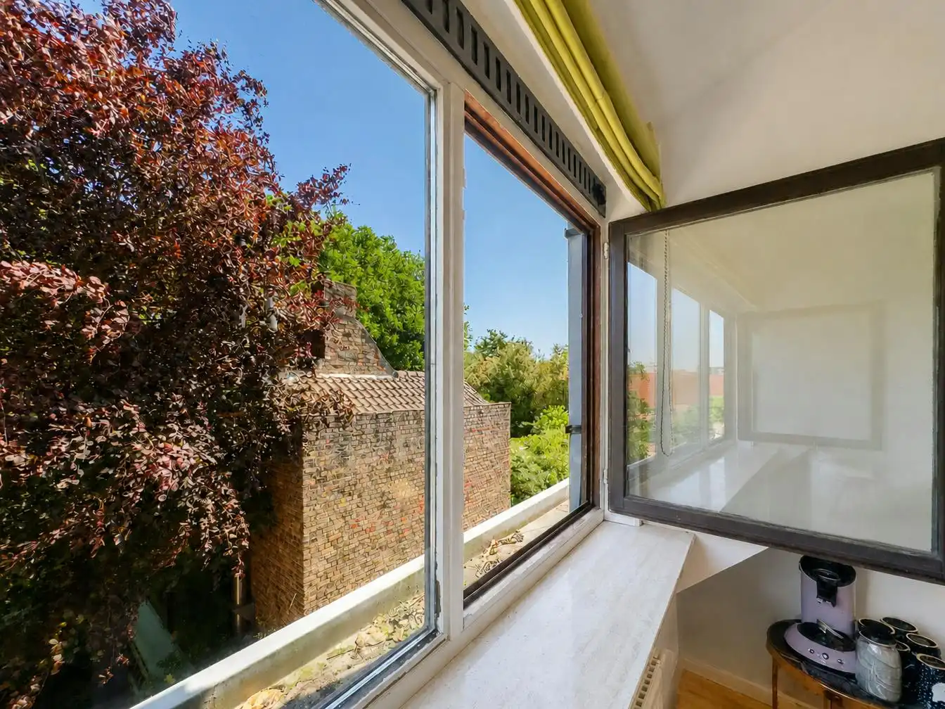 Karaktervol huis met 4 slaapkamers te koop in Brugge foto 10