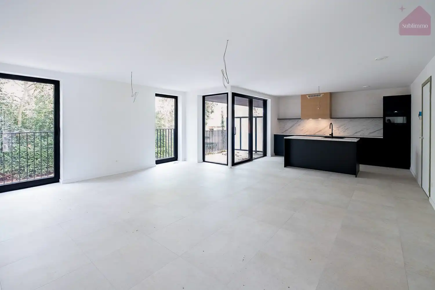 Nieuwbouwappartement op de eerste verdieping (118,50 m²) met 3 slaapkamers en terras foto {{pictureIndex}}