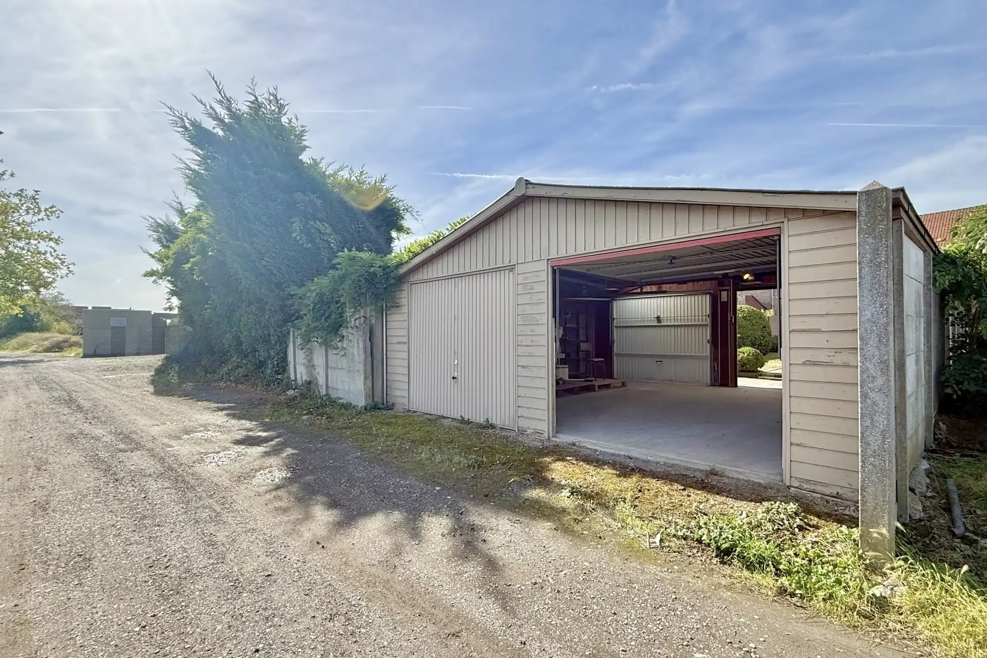 Karaktervolle te renoveren burgerwoning foto 13