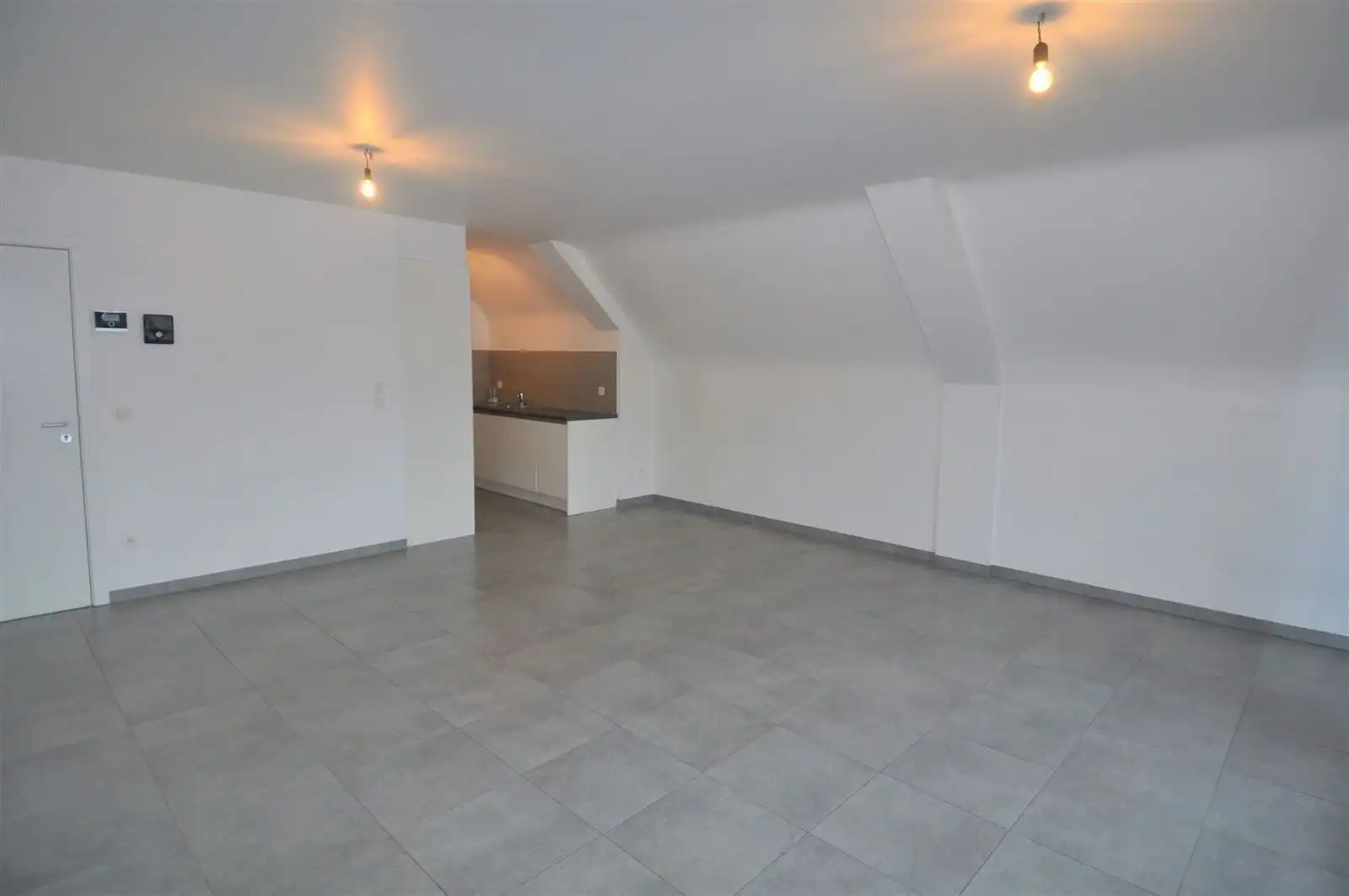 Duplex appartement met 3 slaapkamers, terras en garage foto 6