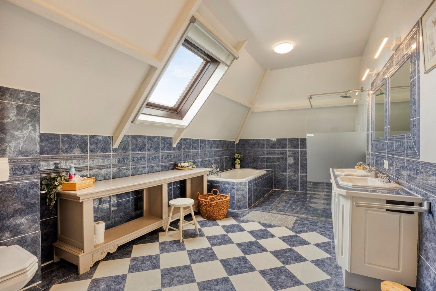 Unieke B&B in het hart van Haspengouw – 4 ruime gastenverblijven, idyllisch perceel & uitstekende opbrengst foto 31