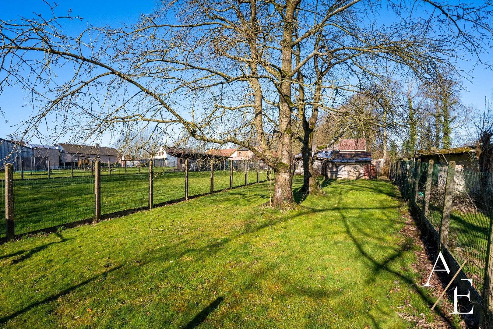 HERZELE - Te renoveren halfopen bebouwing in groene en rustige omgeving te Steenhuize-Wijnhuize foto 13