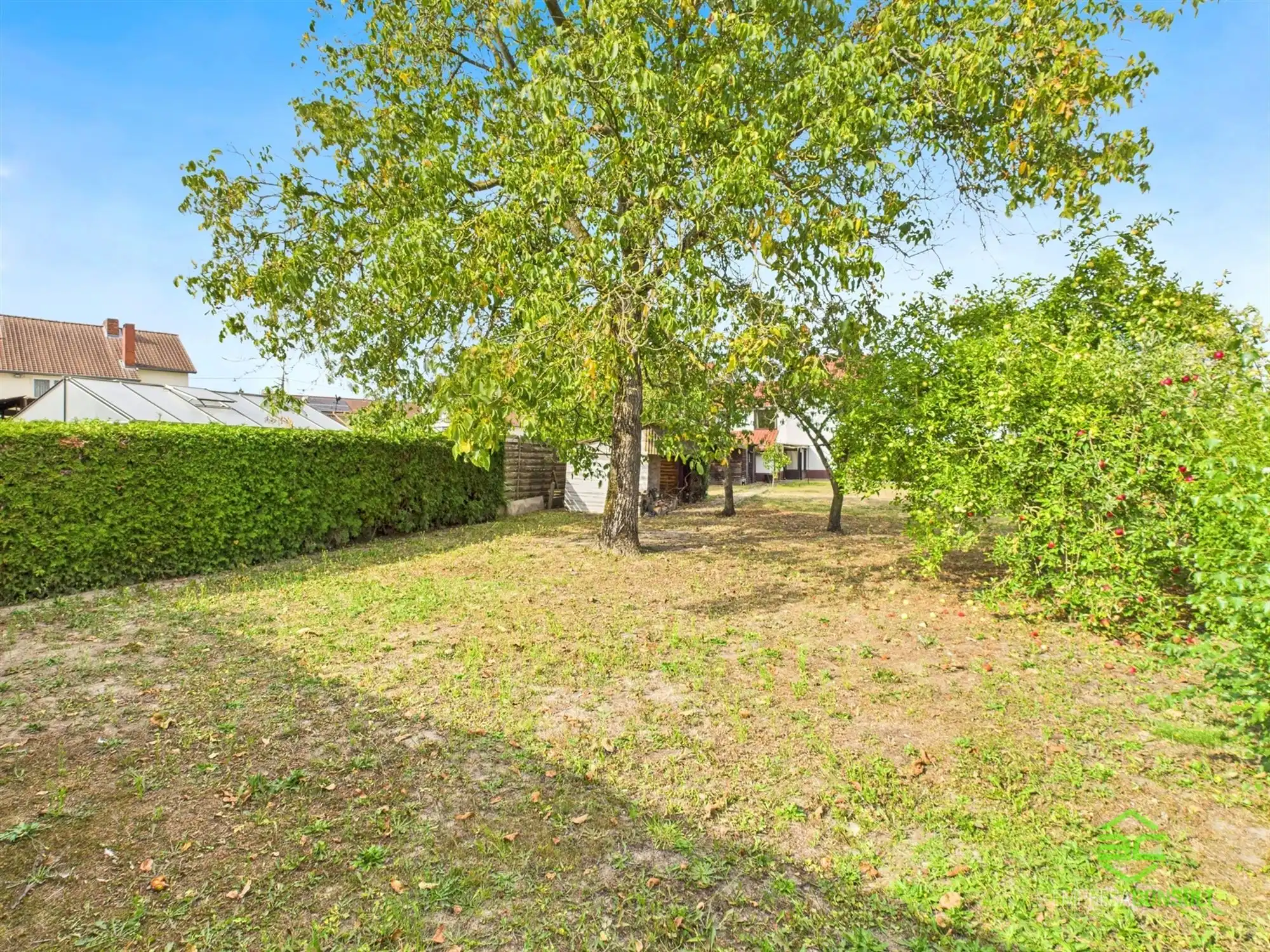 Op te frissen gezinswoning op een rustige locatie! foto 25