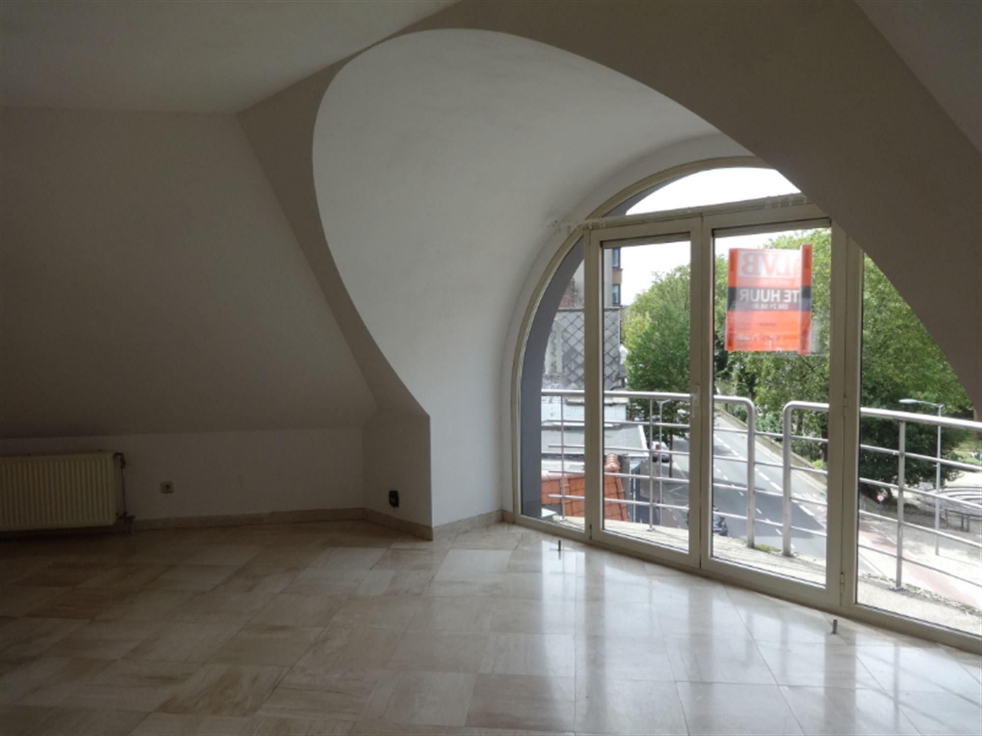 Modern appartement centrum Kortrijk foto 3