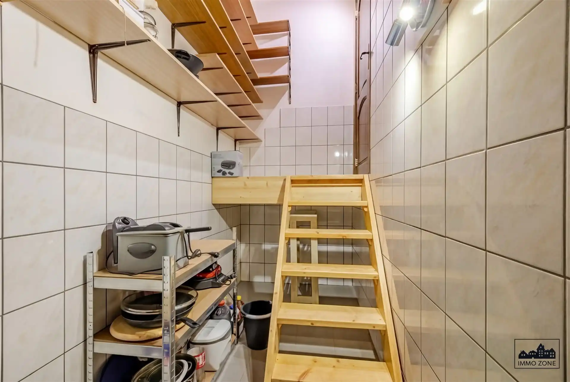 Zeer ruime halfopen bebouwing nabij de Durme foto 9