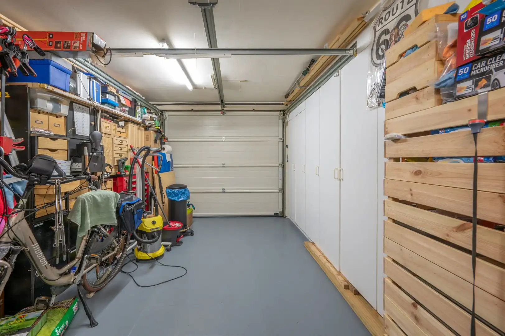 Ruime gezinswoning met tuin op uitstekende ligging in Sint-Kruis foto 10