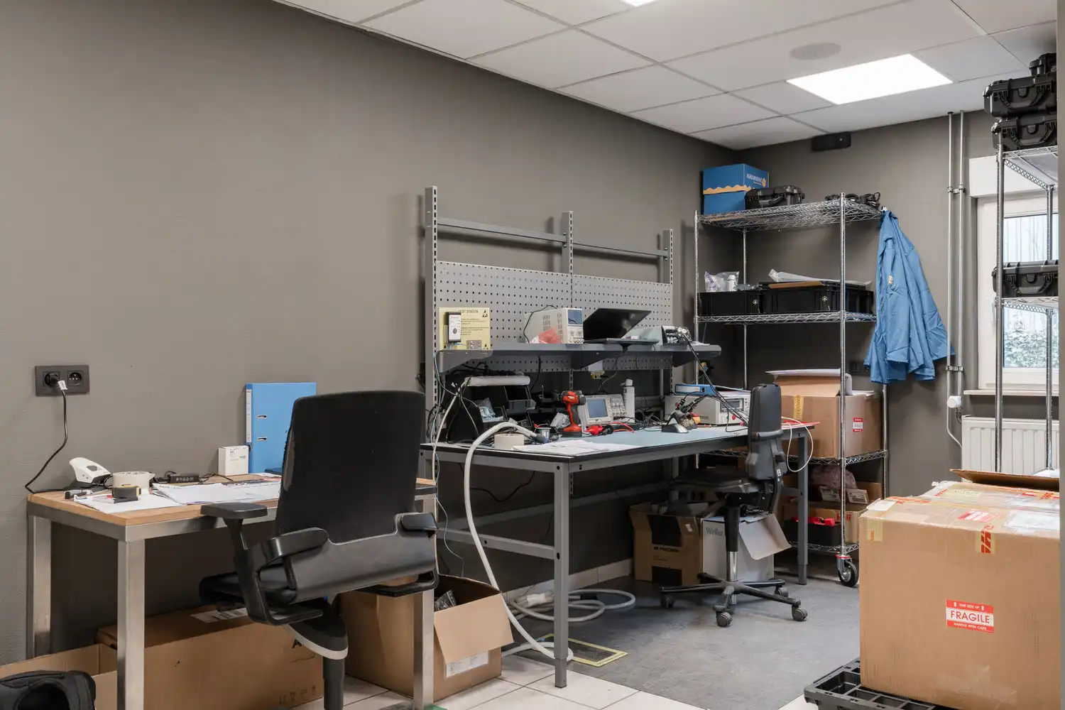 BEDRIJFSPAND MET CONCIERGEWONING foto 83