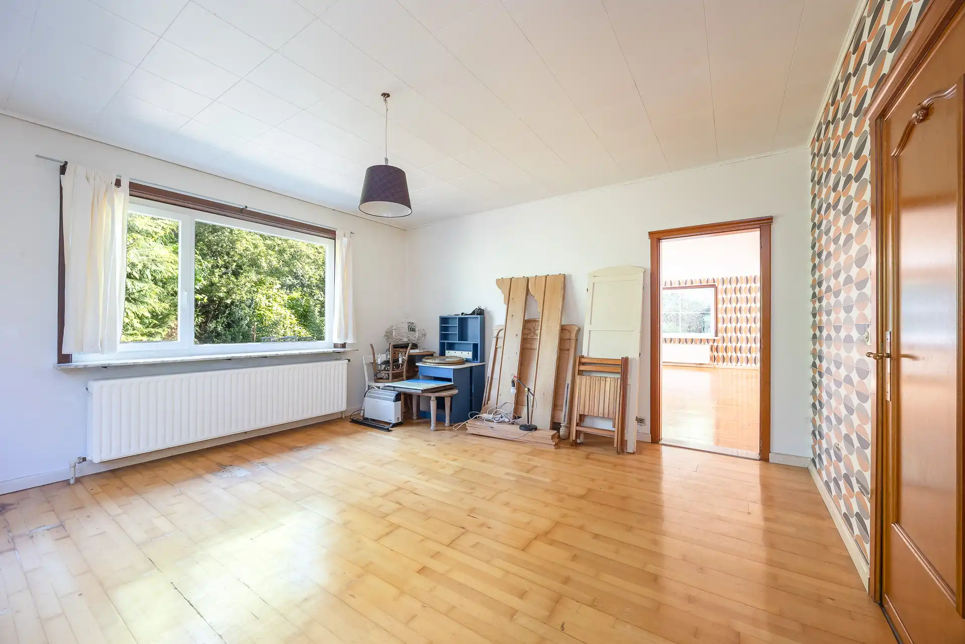 Ruime, te renoveren laagbouwvilla in doodlopende straat. foto 6