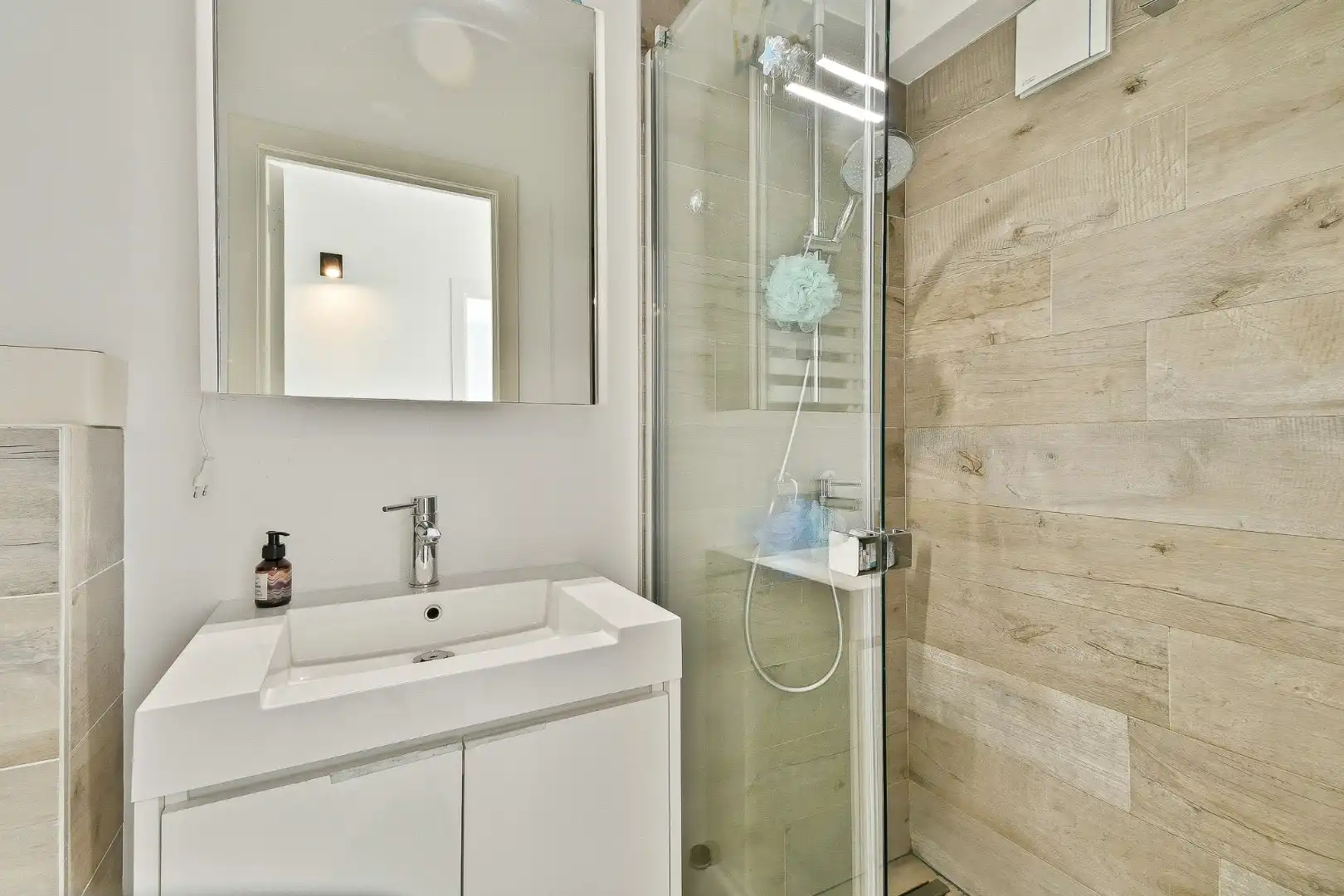 Appartement met zijdelings zeezicht en prachtig verzicht foto 10
