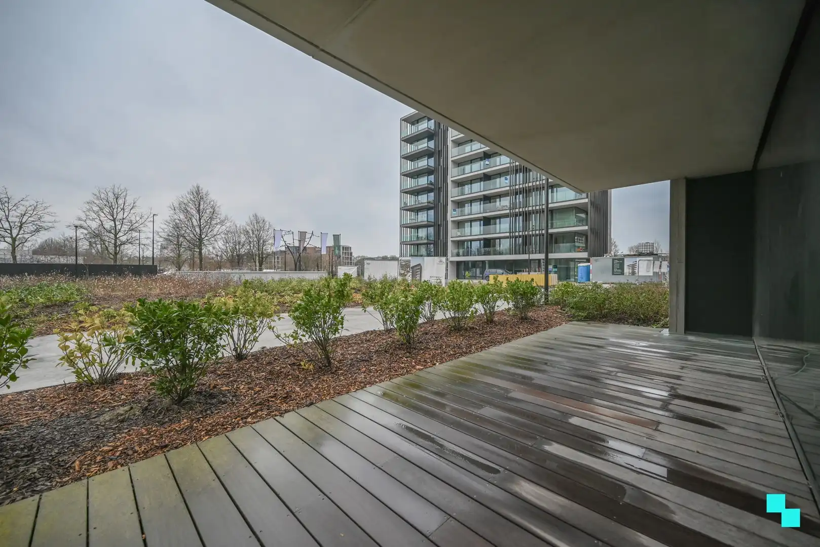 Gelijkvloers hoek appartement met riant terras foto 18