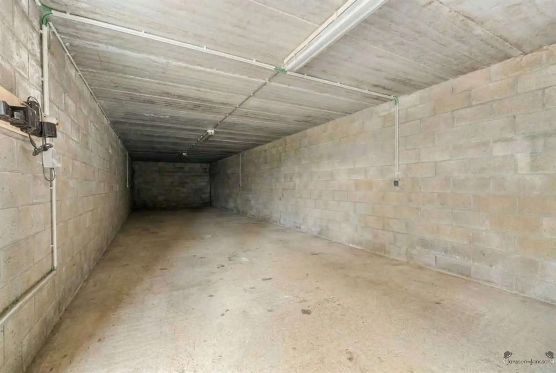 Unieke landelijk-moderne villa met adembenemend uitzicht aan Troostembergbos foto 22