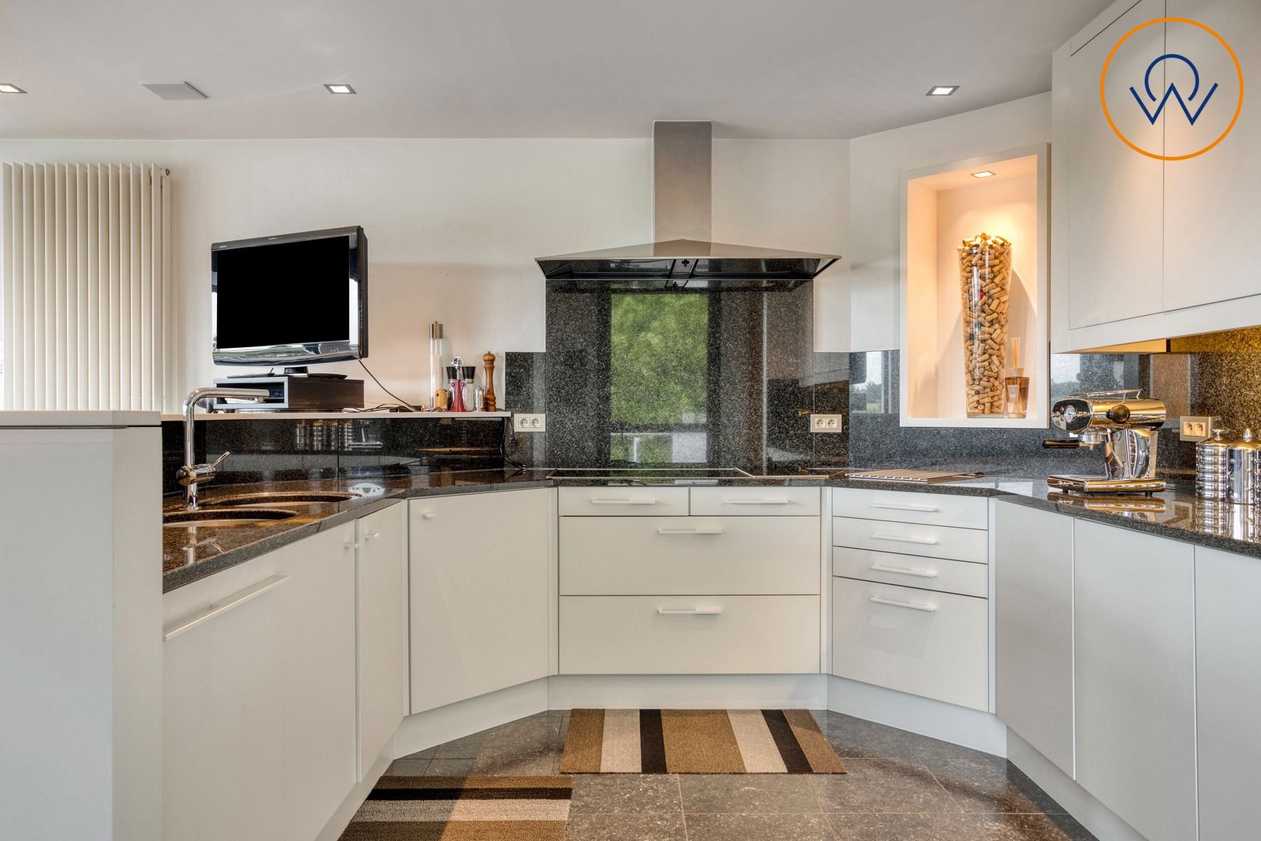 Exclusieve villa met adembenemend uitzicht en luxueuze voorzieningen foto 15