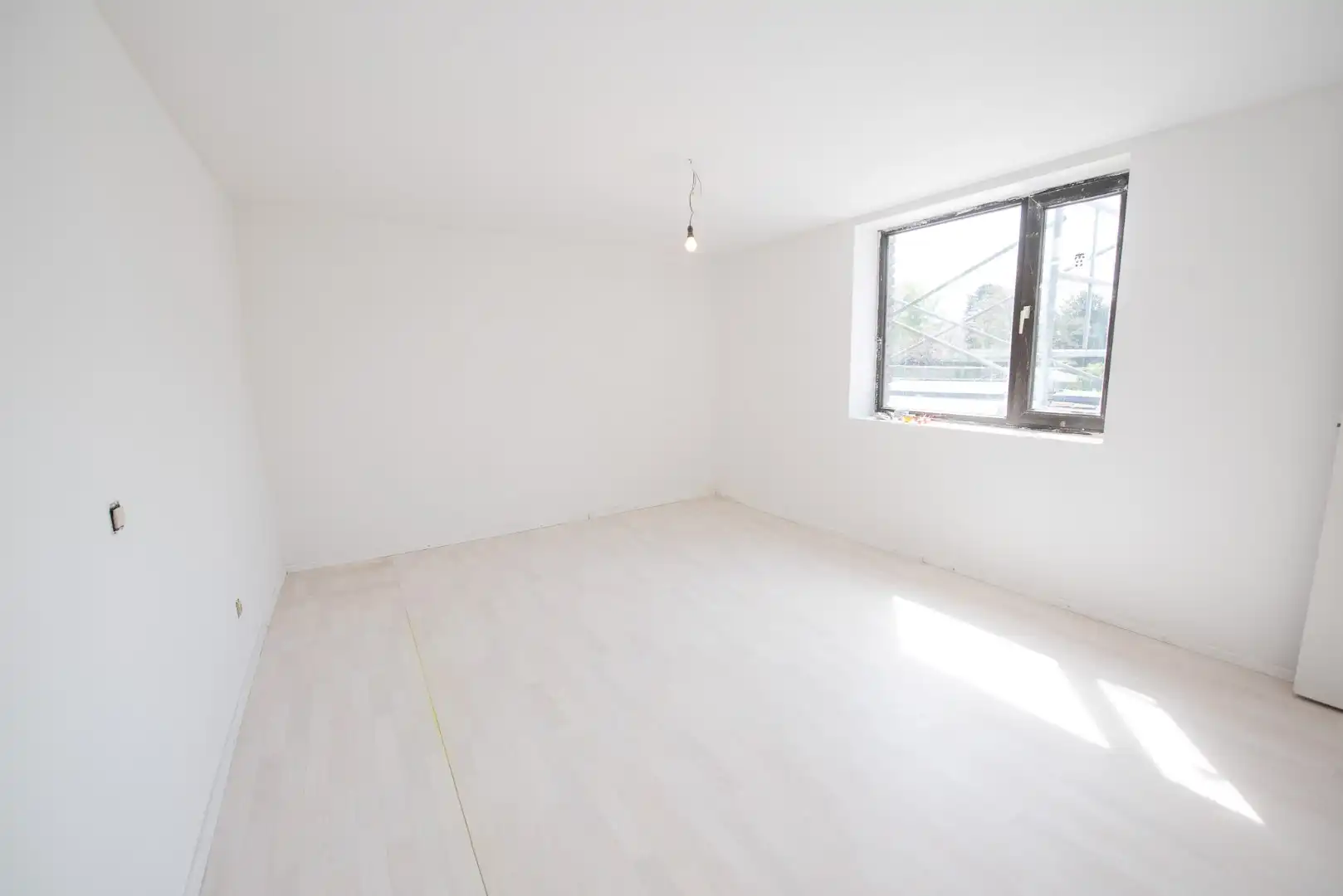 Centraal gelegen woning te Zulte. foto 9
