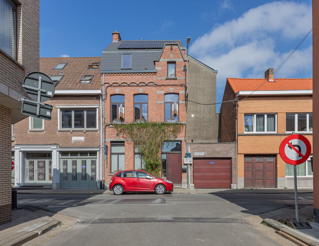 Hoofdfoto van de publicatie: Ruime stadswoning met karakter