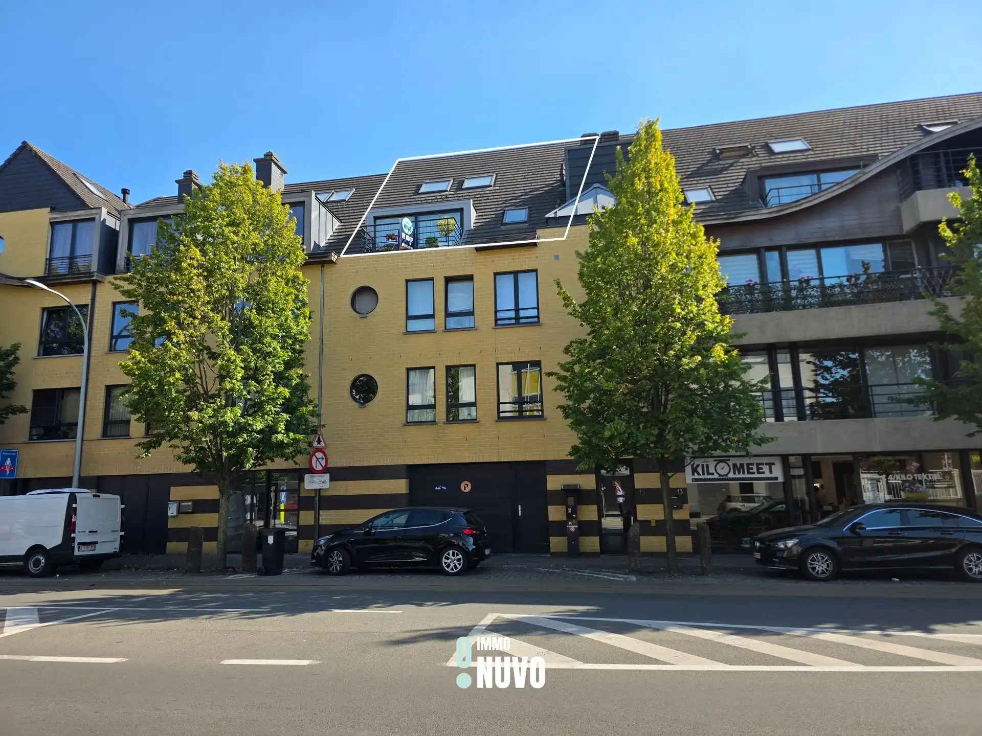 Appartement foto {{pictureIndex}}