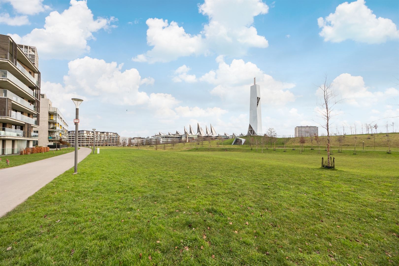 Appartement met groot terras en zicht op het park  foto 17