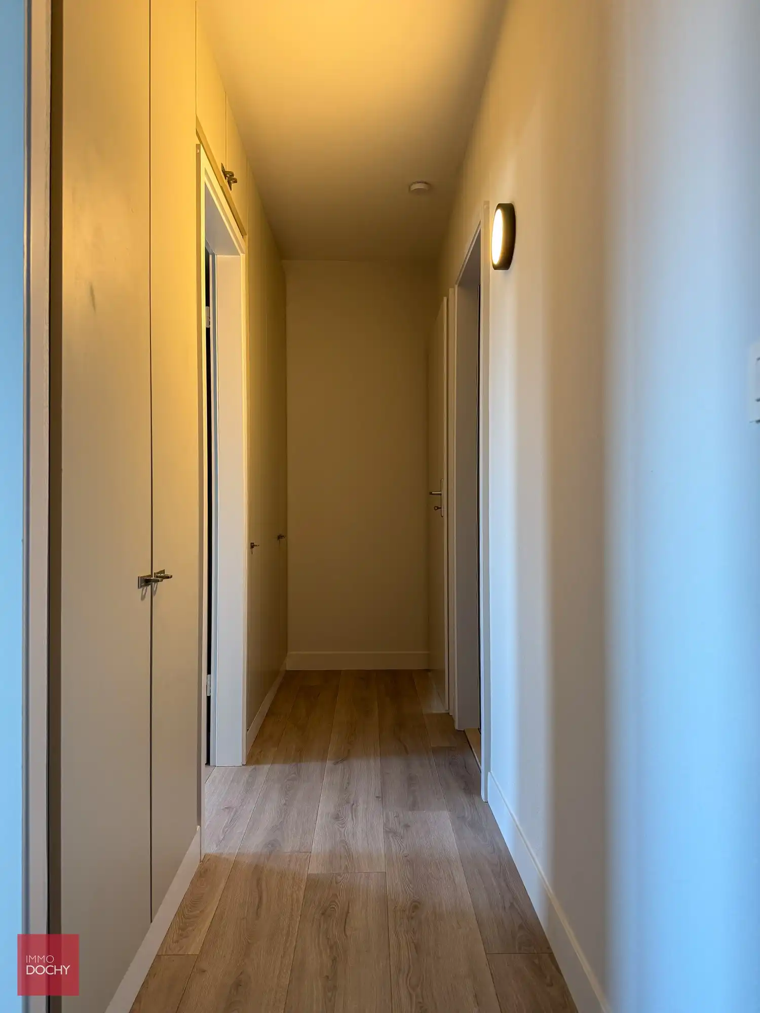 Volledig vernieuwd en geschilderd appartement in residentie REGENBOOG | Gemeenteplein 20 45 foto 4