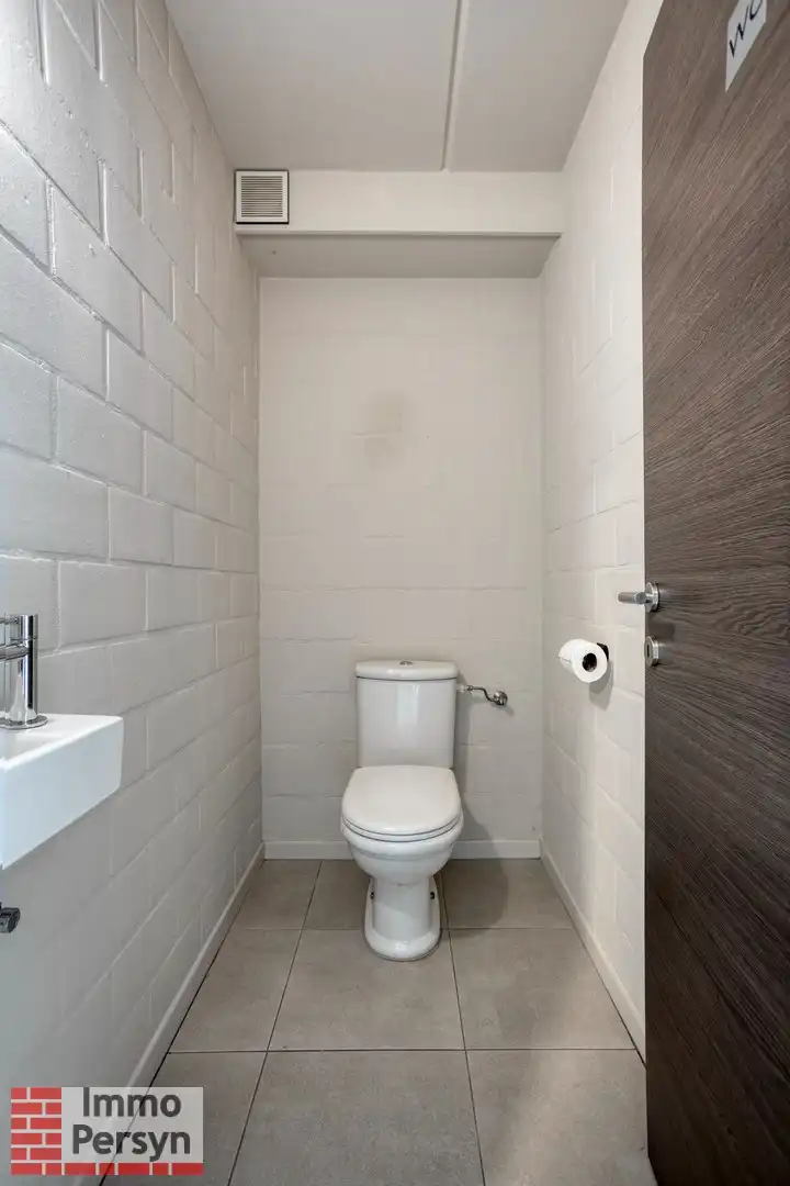 Modern handelspand met tuin te koop in Tielt-Winge foto 11