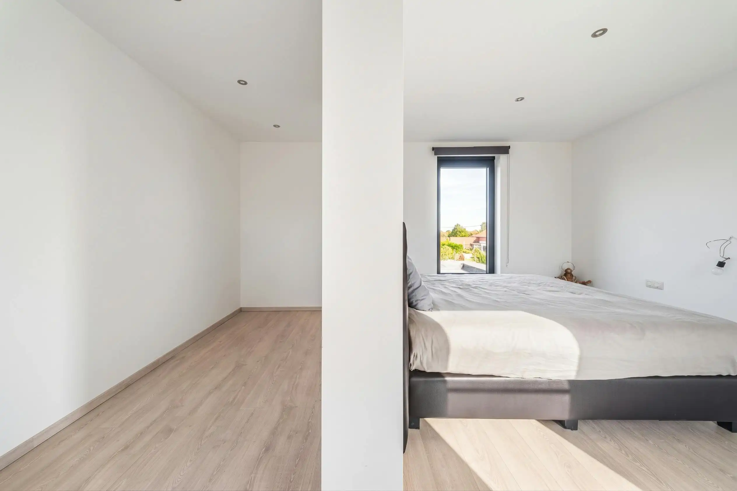 Exclusief huis te koop in Sint-Jan met zwembad foto 29