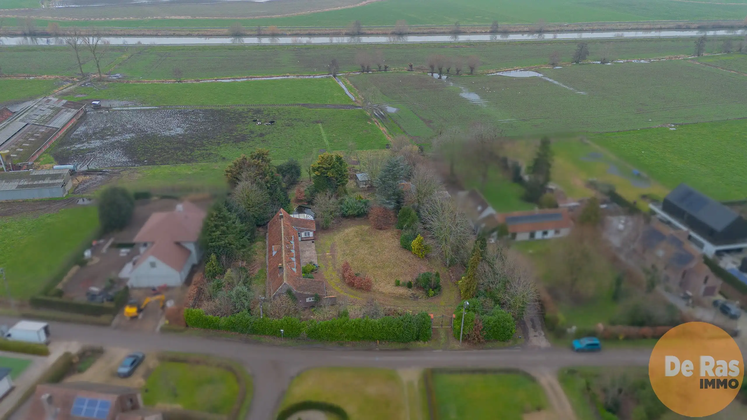 HANSBEKE - Prachtig gelegen hoeve  foto 14