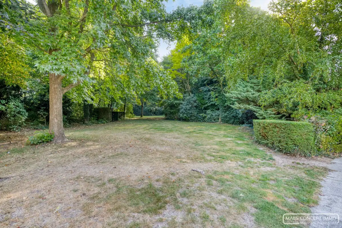 Authentieke hoeve te koop in Anzegem – omringd door 1,6 hectare groen foto 3