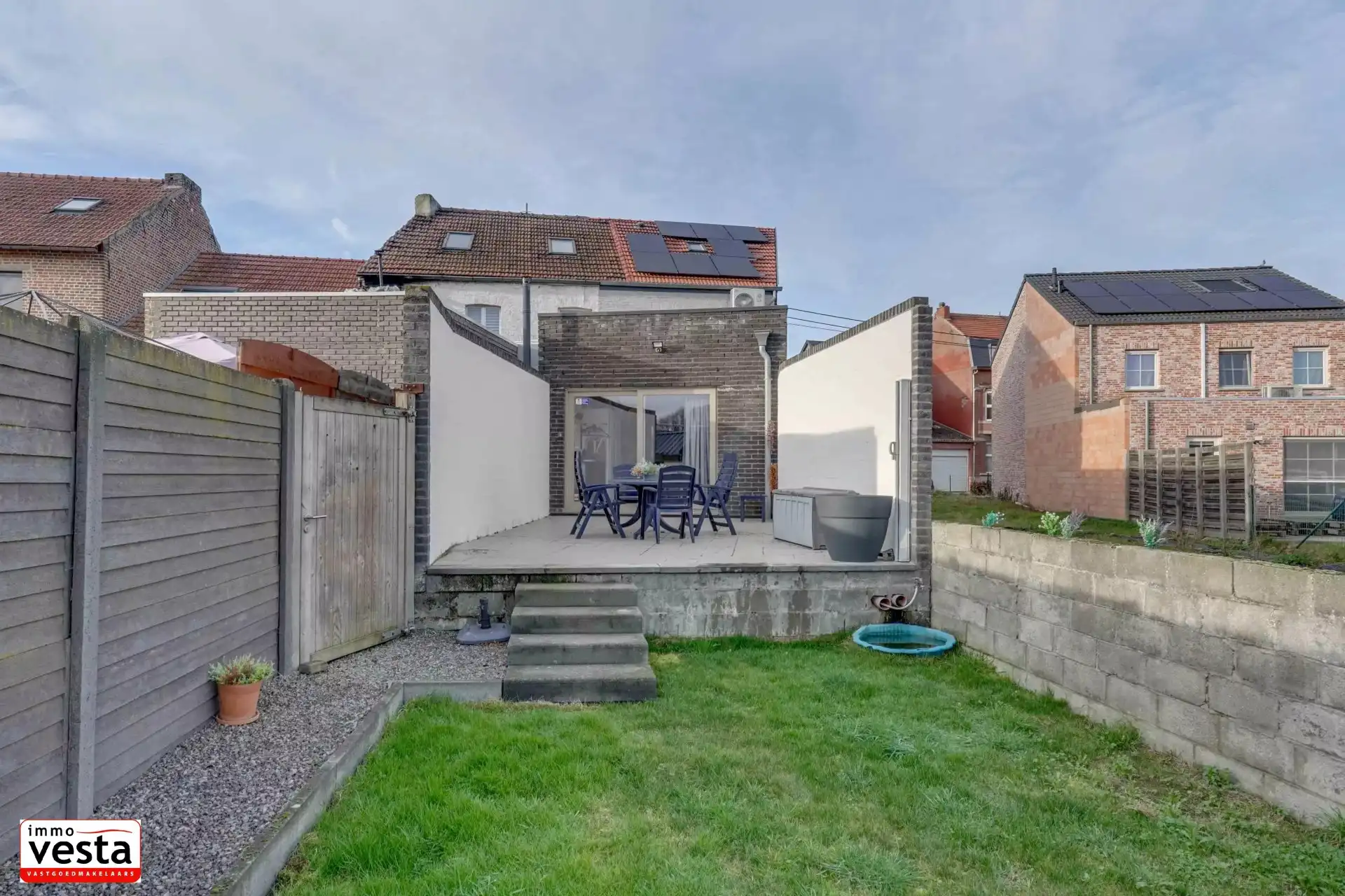 Ruime, gerenoveerde woning op goede locatie foto 18