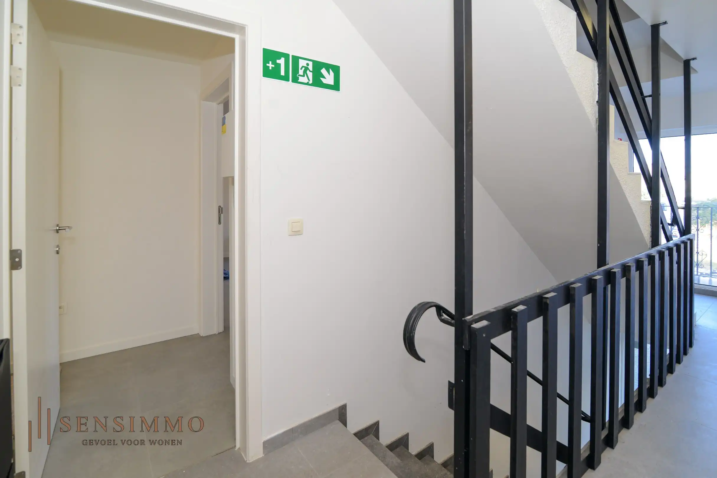 Prachtig gerenoveerd twee­slaapkamerappartement in het hart van Pelt centrum foto 4