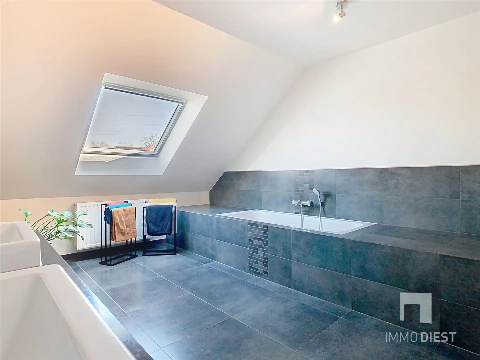 Villa EPC A met studio + 6 slpk + 2 badk foto 25