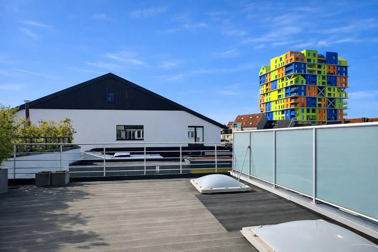 Ruime triplex met 3 slaapkamers in centrum Heist foto 8