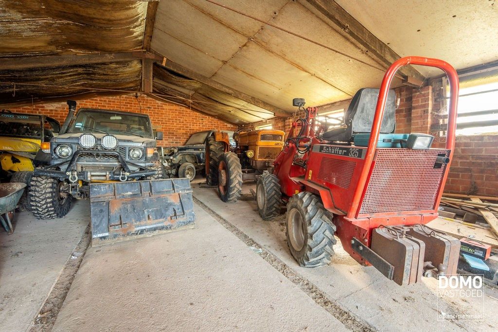 Ruime perceel (45a97ca) met een goedgekeurde vergunning foto 10