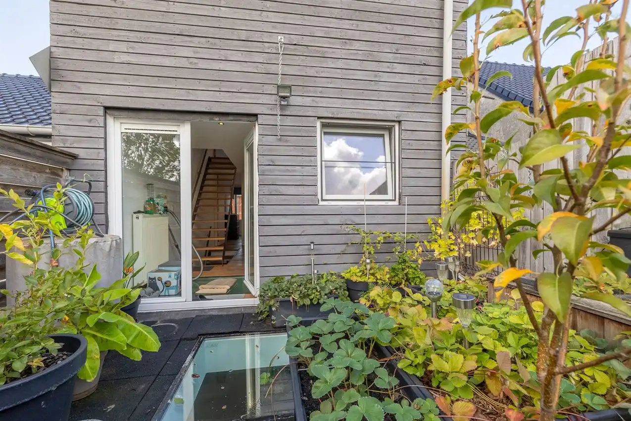 Gerenoveerde woning EPC B, 2 ruime slpk, zonnig tuinterras foto 17