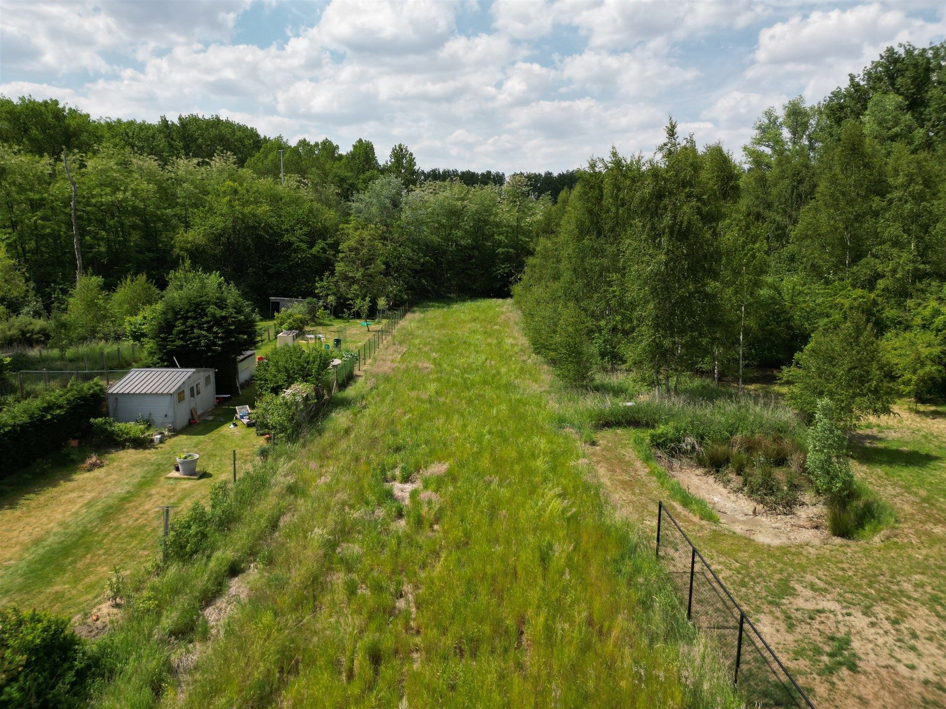 Bouwgrond voor halfopen bebouwing - 1734 m² foto 5