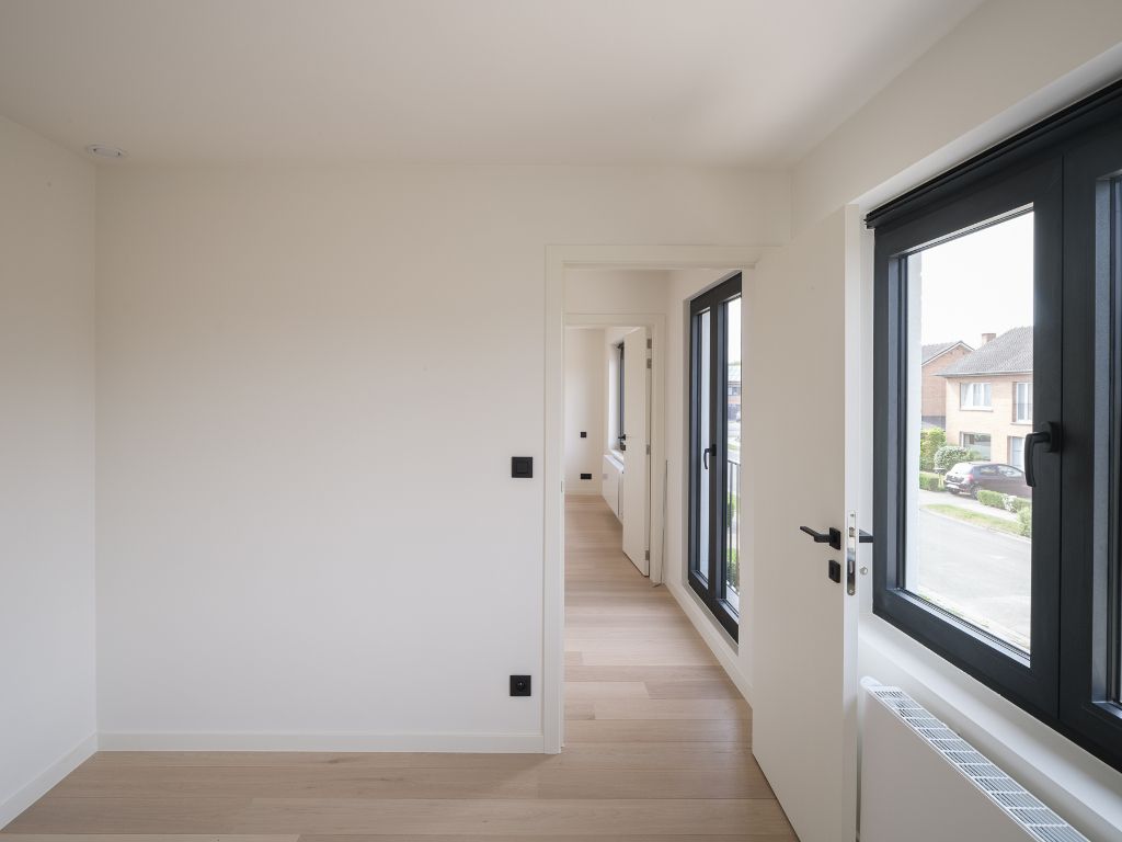 Hoogwaardig gerenoveerde gezinswoning met 4 slaapkamers en landelijke zichten – nabij station Hansbeke foto 17