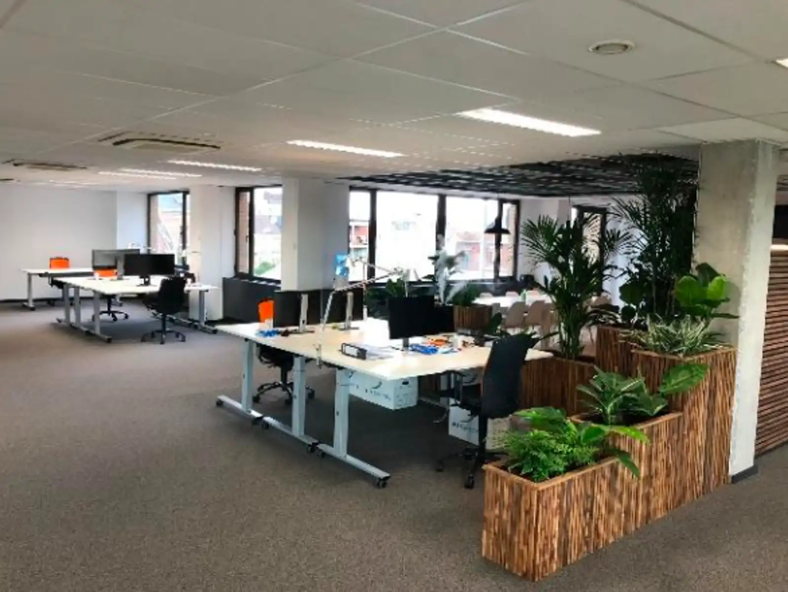 Instapklaar kantoor te Berchem  foto 4