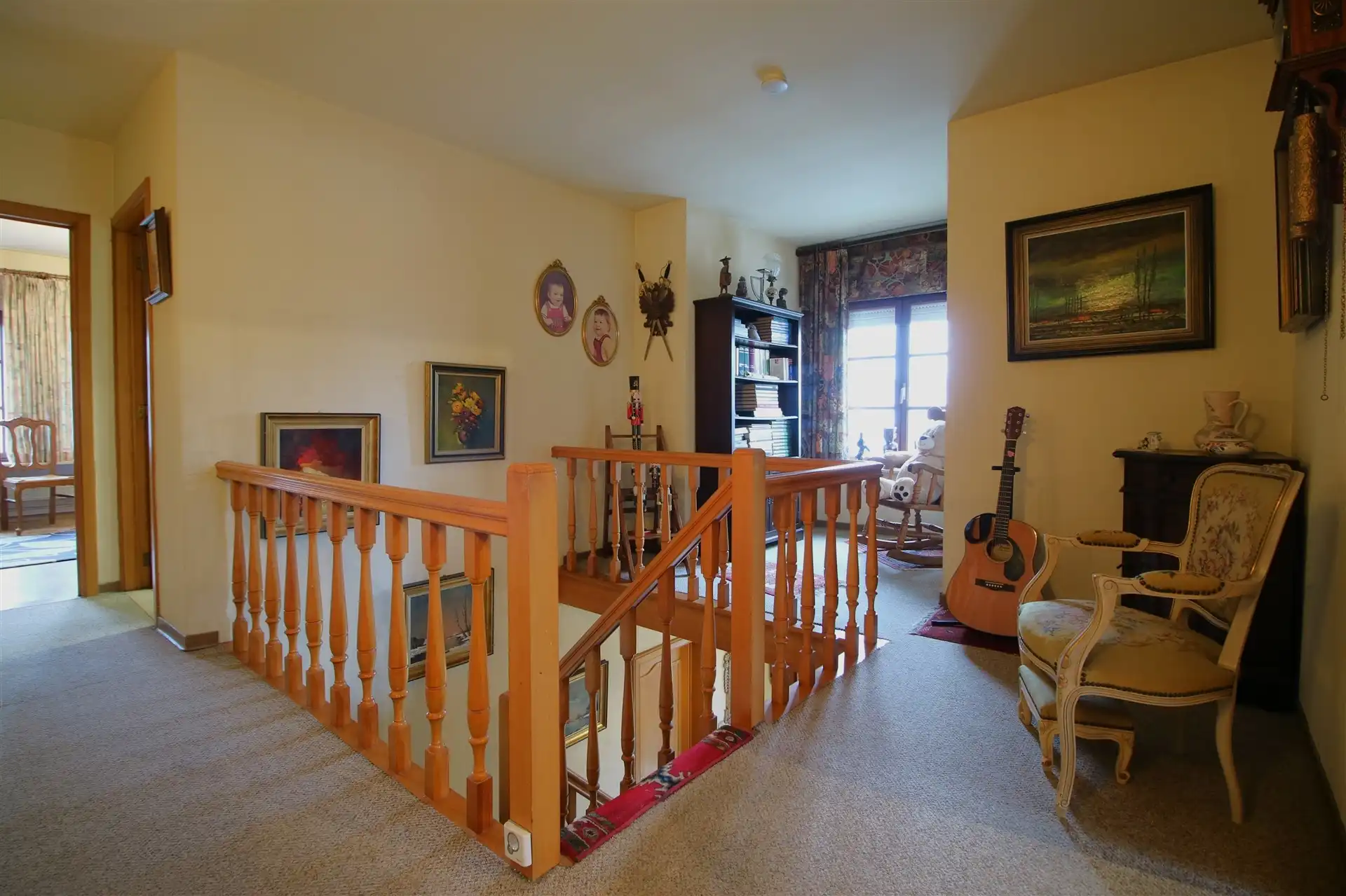 Ruime op te frissen woning in het centrum foto 15