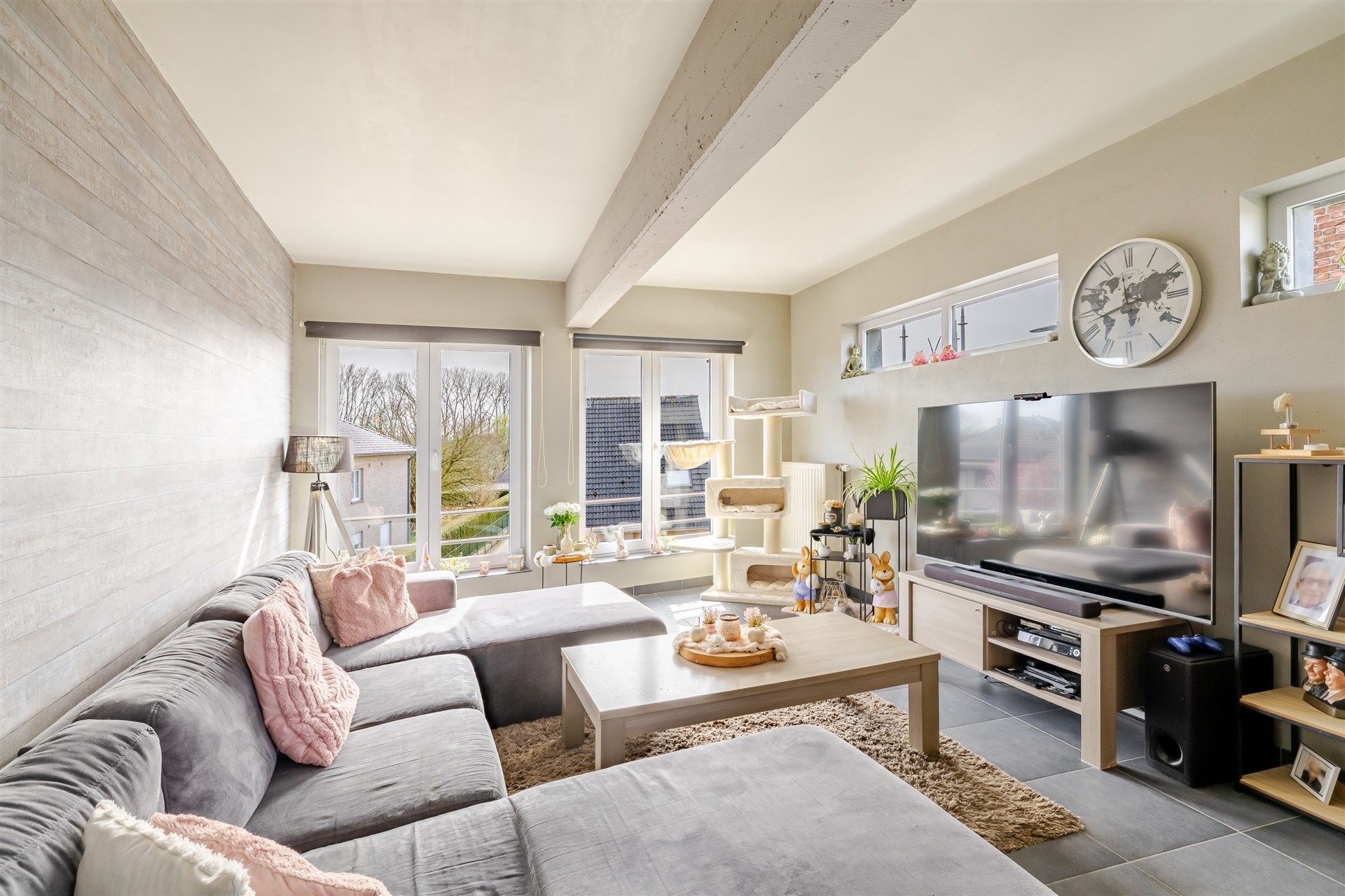 Ruim 2 slp app met terras en garage op topligging in Ten-Ede foto 2