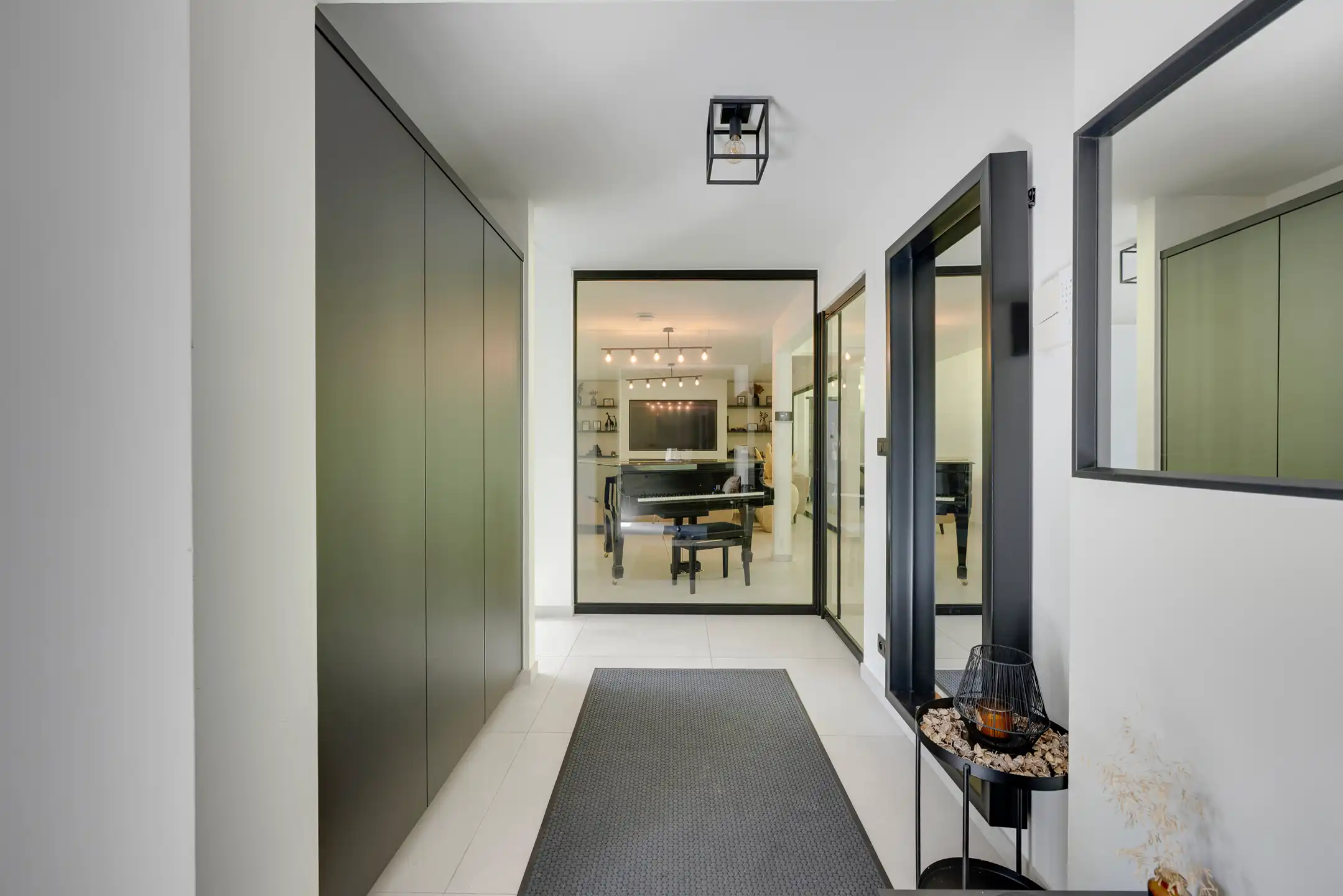 Gerenoveerde woning op een mooi perceel van ca 2.000 m² foto 24