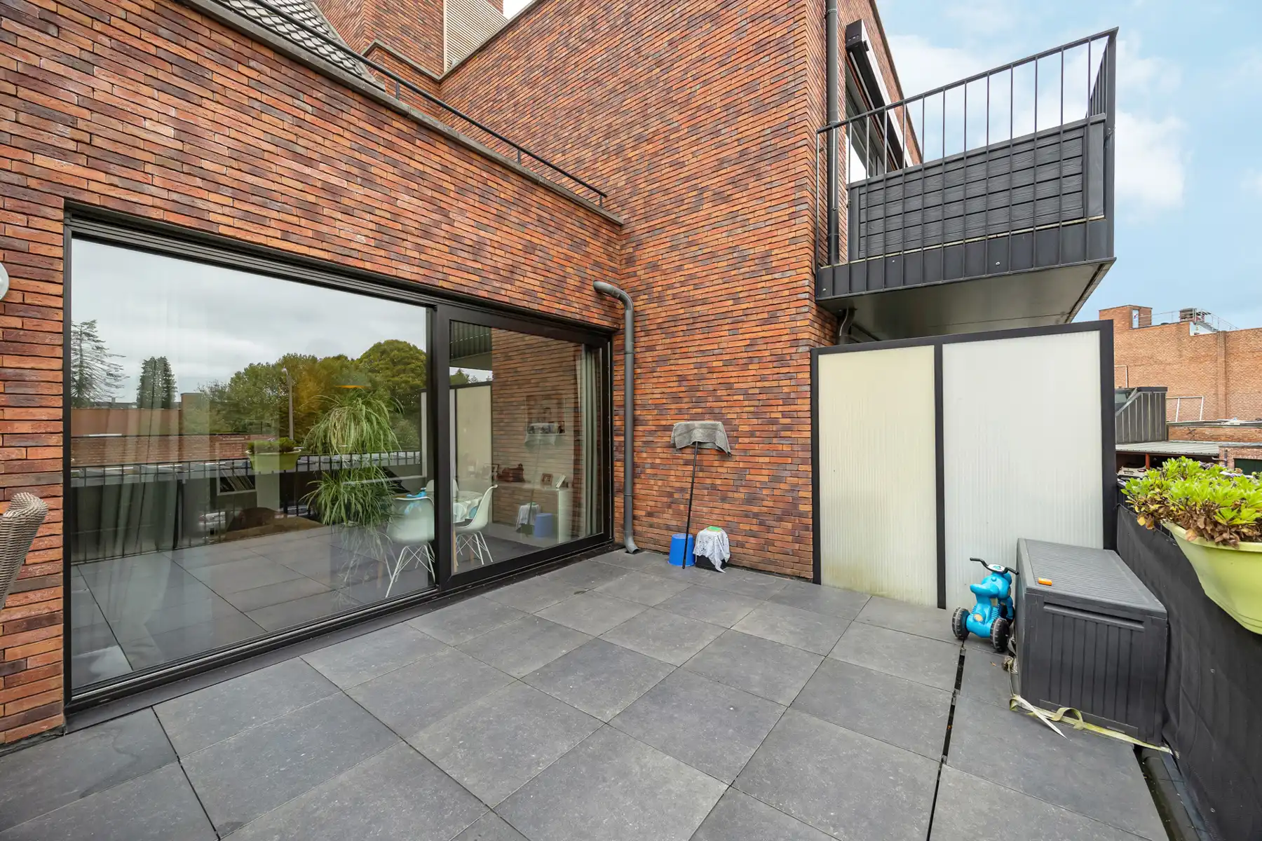 Energiezuinig appartement op de 1ste verdieping met 2 slaapkamers, terras en autostaanplaats. foto 9